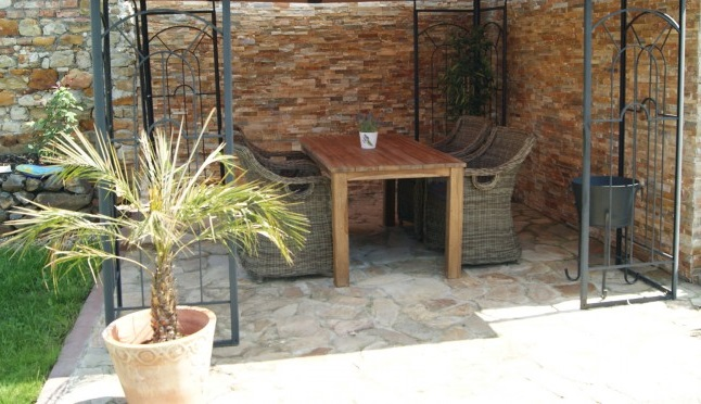 teak_domelie